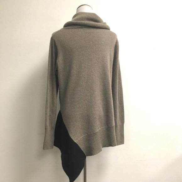 C Bloomingdales taupe black cowl neck tunic asymmetrical sweater M - Picture 4 of 5